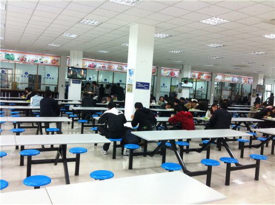 食堂承包讓企業(yè)輕裝上陣，提高競爭力